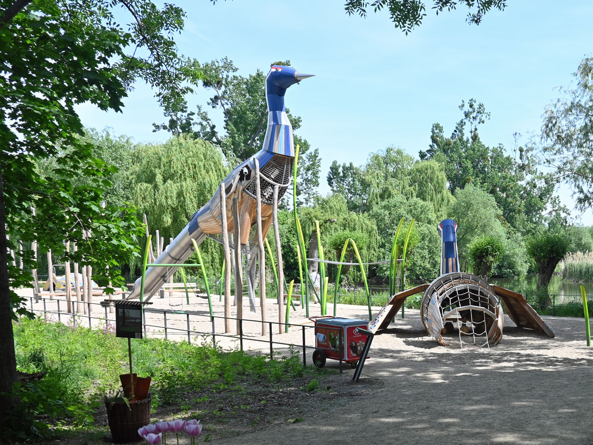 Kranich-Spielplatz