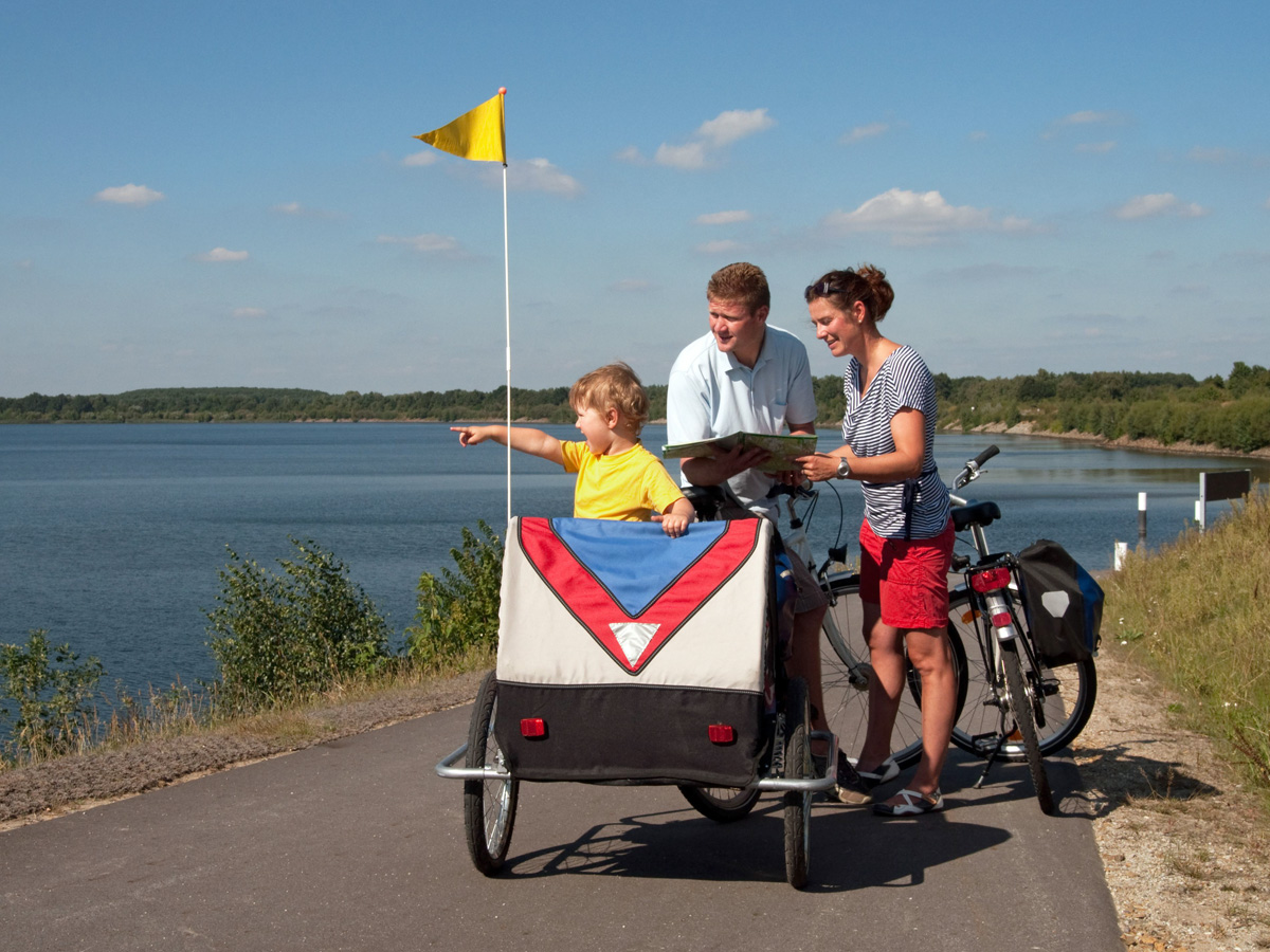 Auch mit den Jüngsten ist eine Radtour kein Problem im Lausitzer Seenland.